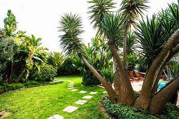 Guest house Secret Garden 4*