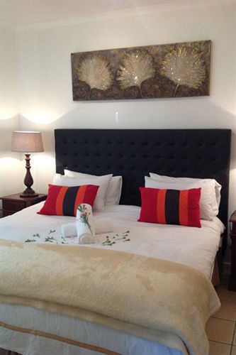 Secret Garden Guest house 4*